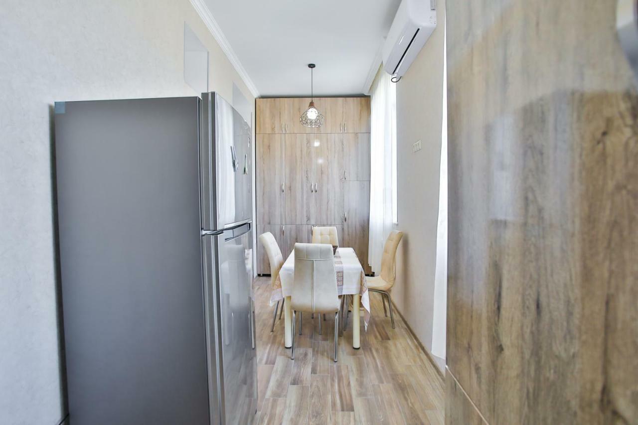 Apartment Anano クタイシ エクステリア 写真