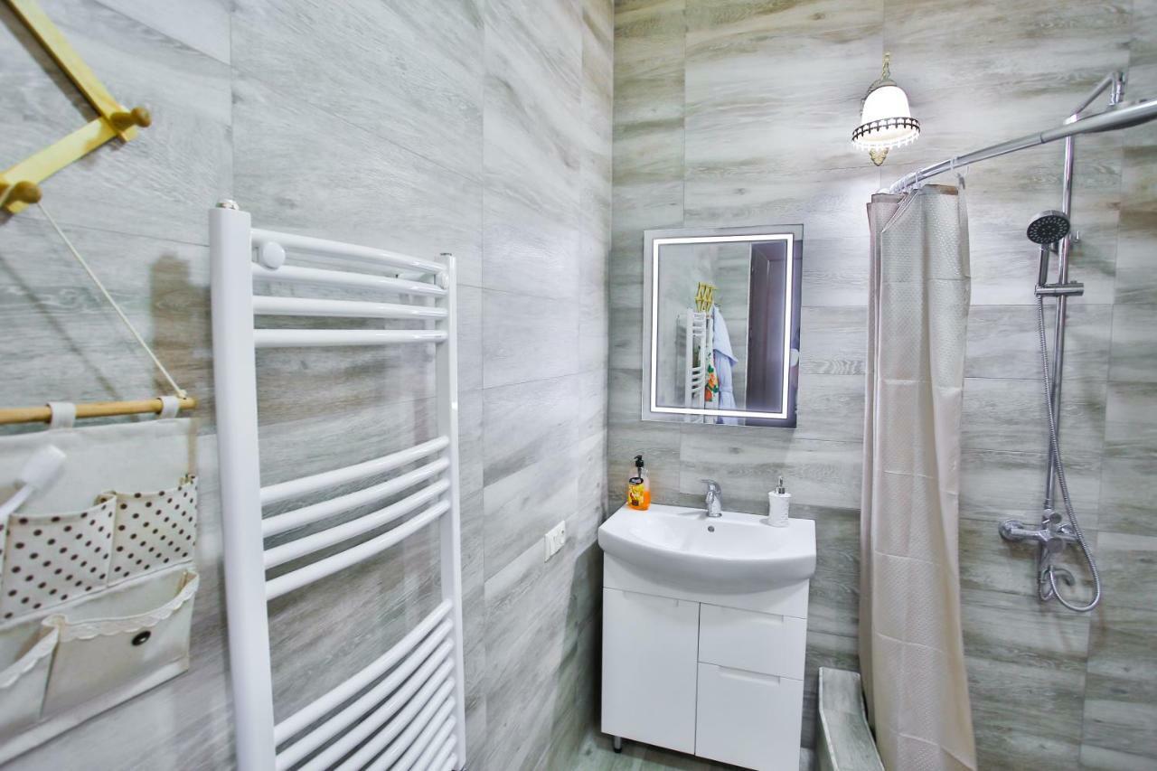 Apartment Anano クタイシ エクステリア 写真